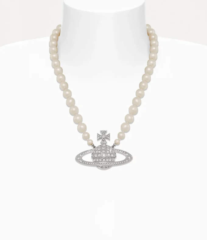Collier Man. Bas Relief Pearl Collier Man. Bas Relief Pearl