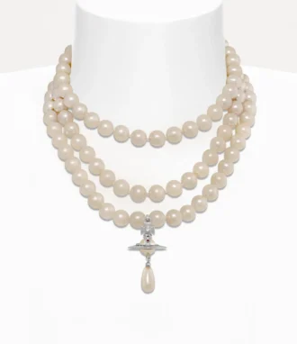 Collier ras-du-cou à trois rangs de perles Collier ras-du-cou à trois rangs de perles