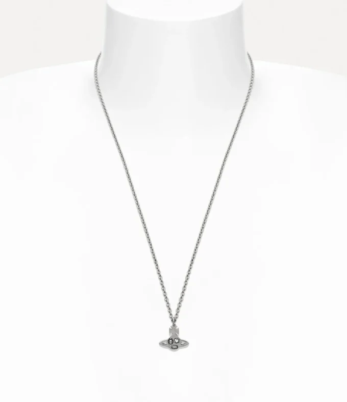 Man. Collier pendentif Crispin Man. Collier pendentif Crispin